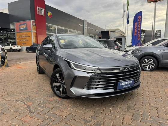BYD KING 1.5 DM-I PHEV GS AUTOMÁTICO BYD KING 1.5 DM-I PHEV GS AUTOMÁTICO